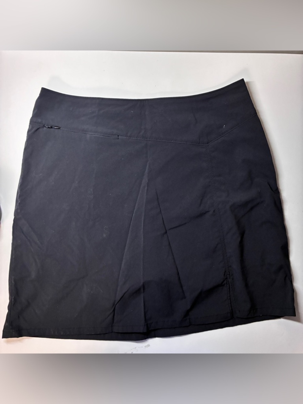 Patagonia Continental Hideaway Skort in Black - Picture 2 of 15